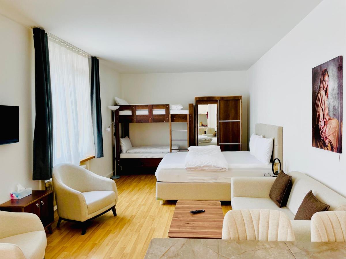 Akomo Hotel Berna
