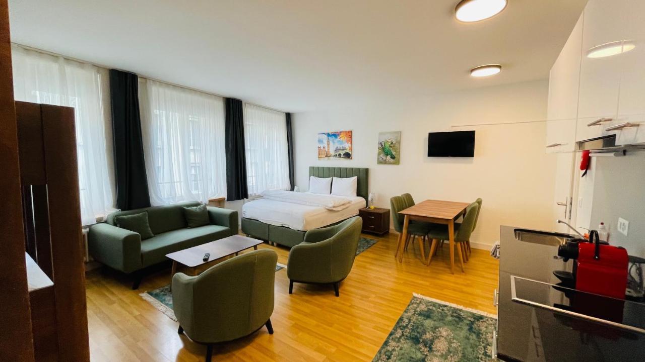 Akomo Hotel Berna